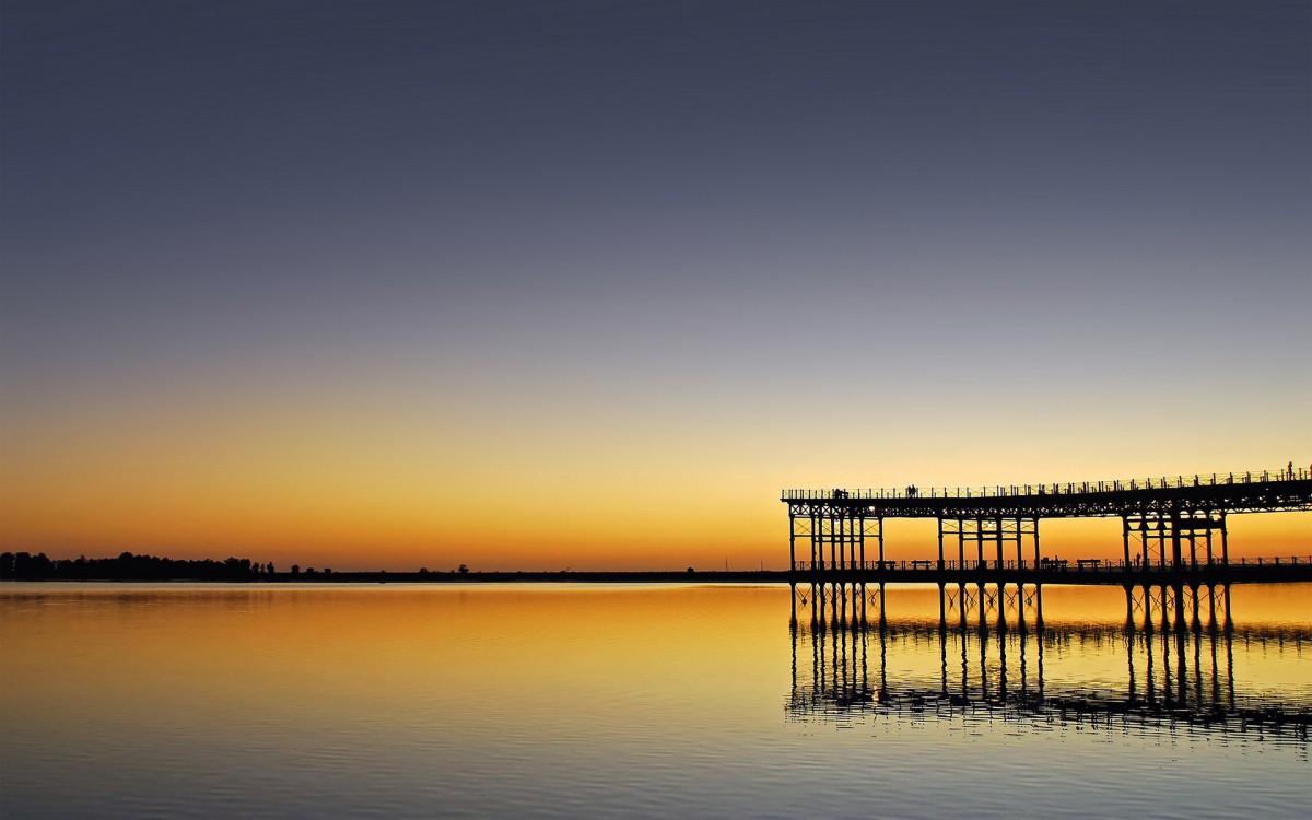 Hot Deal: Vibrant Galaxy Vista Wallpaper – Save 33% Today Only